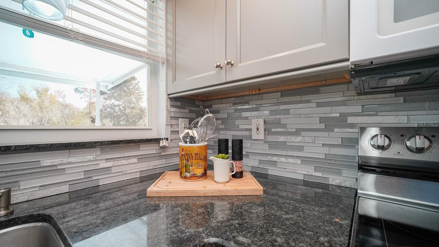 Image 29 of 72 For 12200 Silk Oak Lane