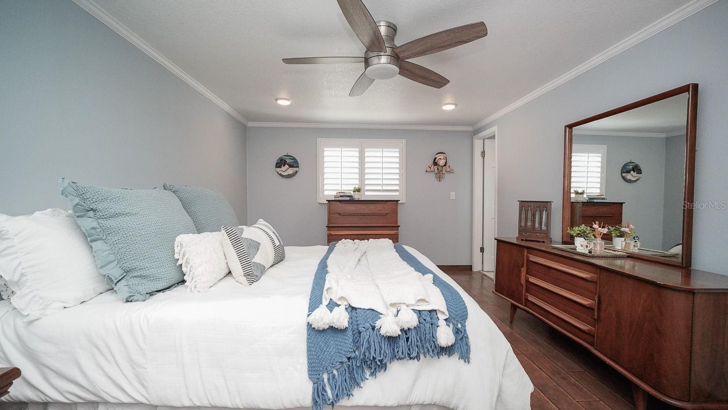 Image 34 of 72 For 12200 Silk Oak Lane