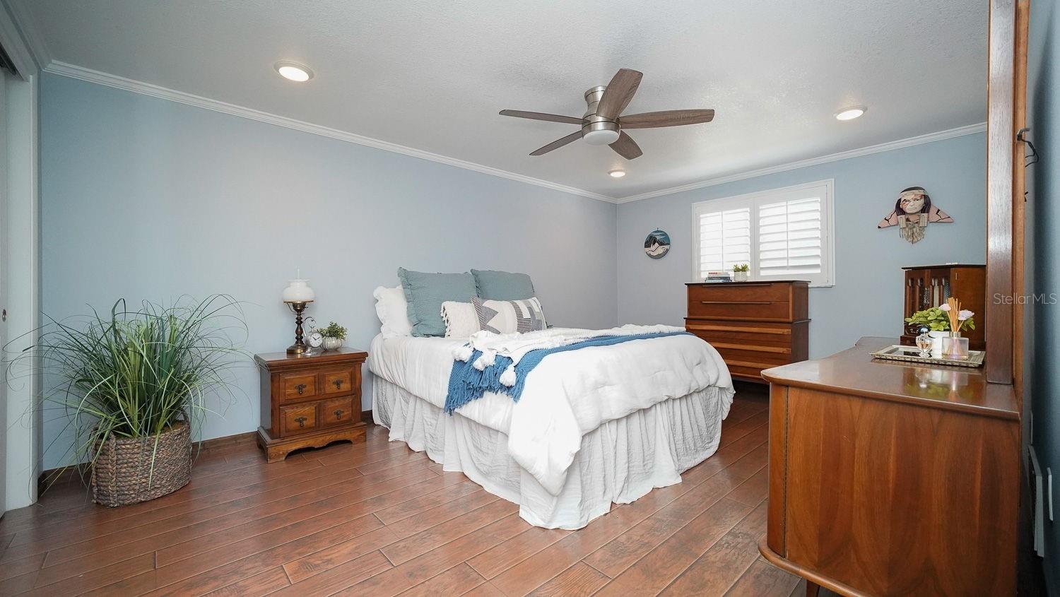 Image 36 of 72 For 12200 Silk Oak Lane