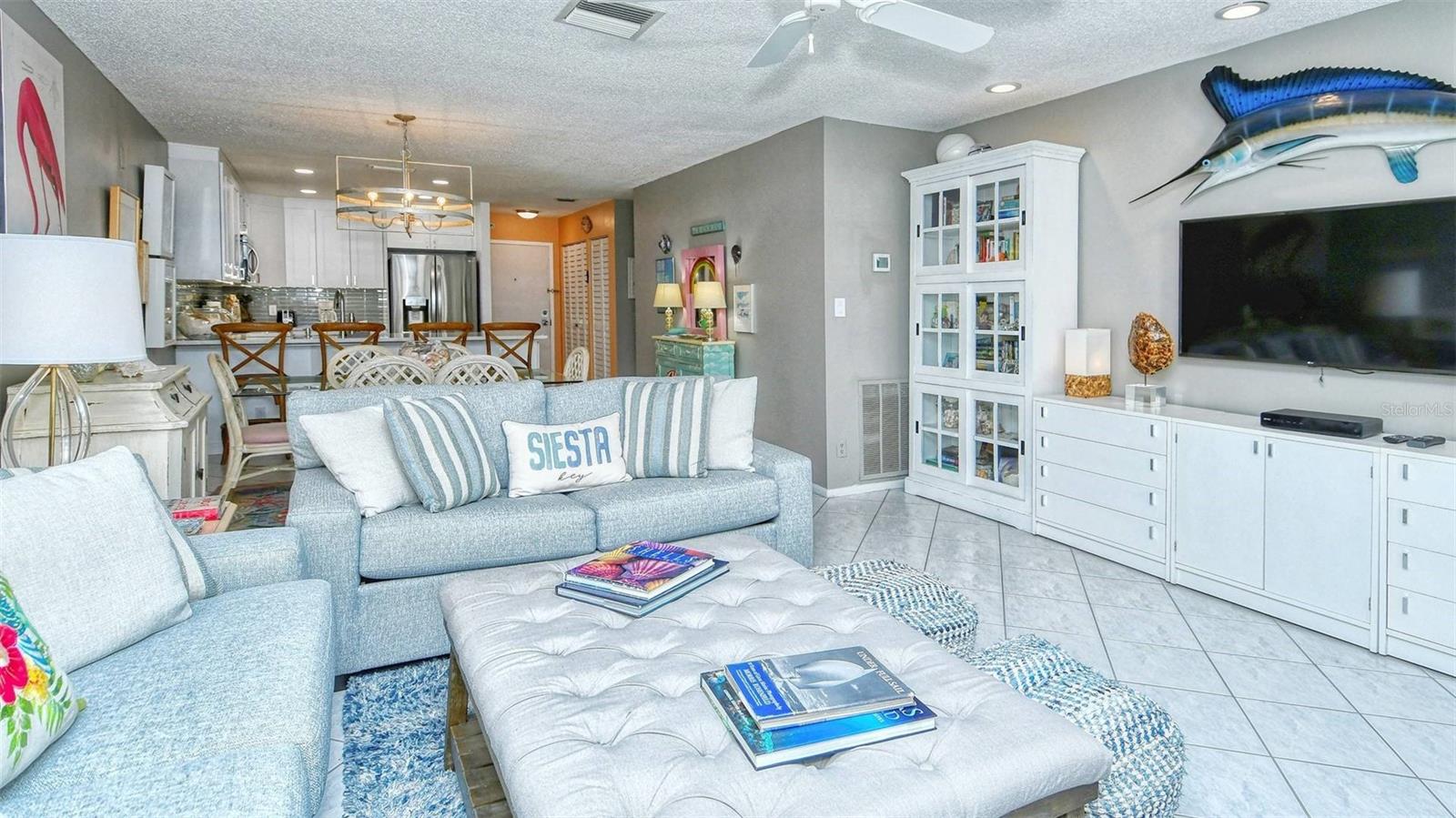 Image 6 of 15 For 1255 Peppertree Drive 101