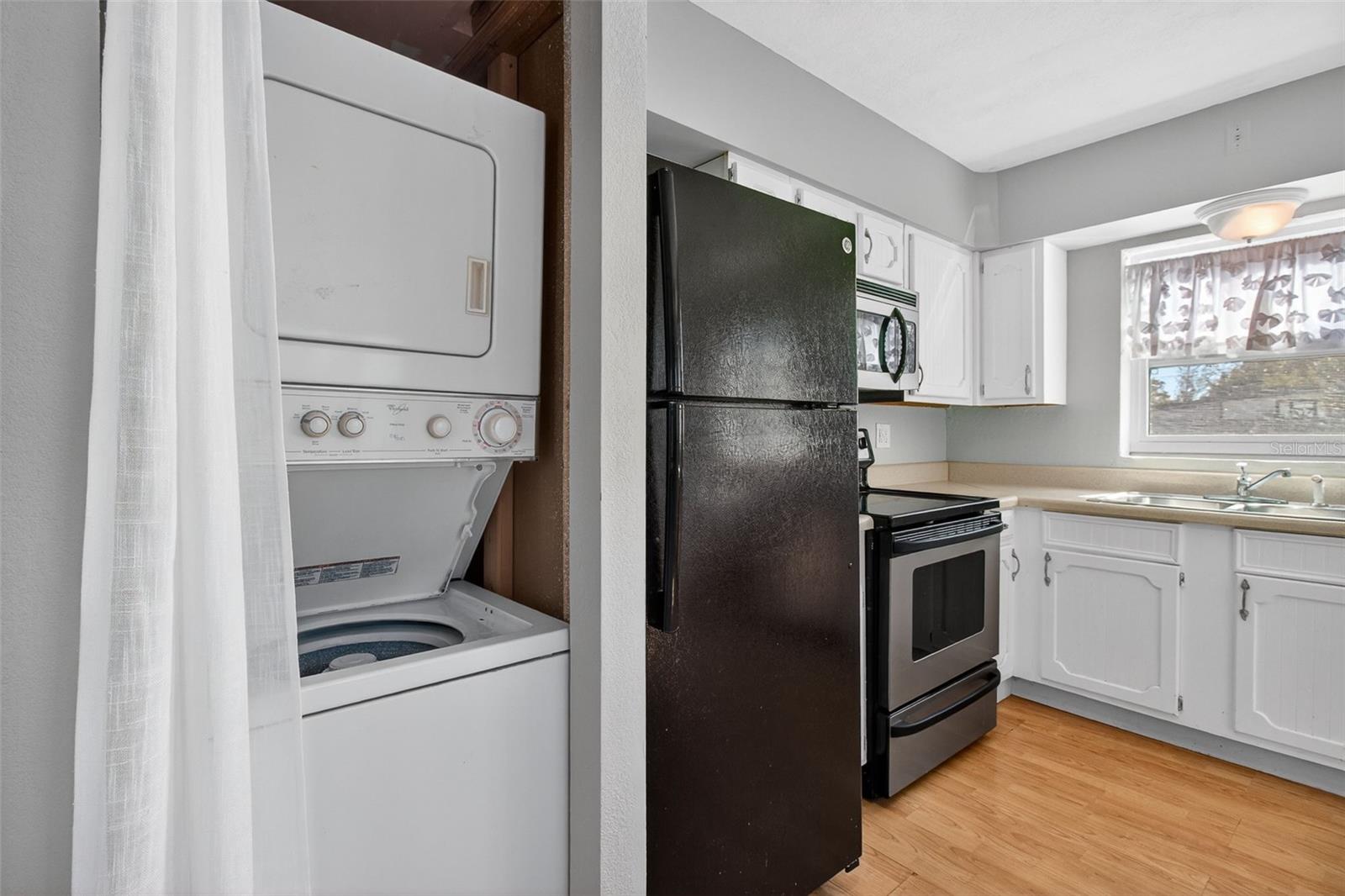 Image 9 of 35 For 6372 4th Avenue S