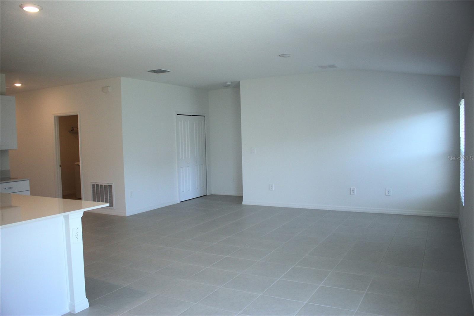 Image 14 of 20 For 11249 Brae Way