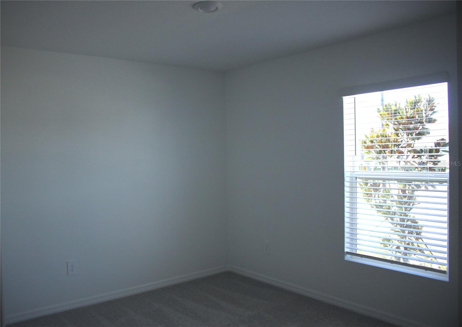 Image 8 of 20 For 11249 Brae Way