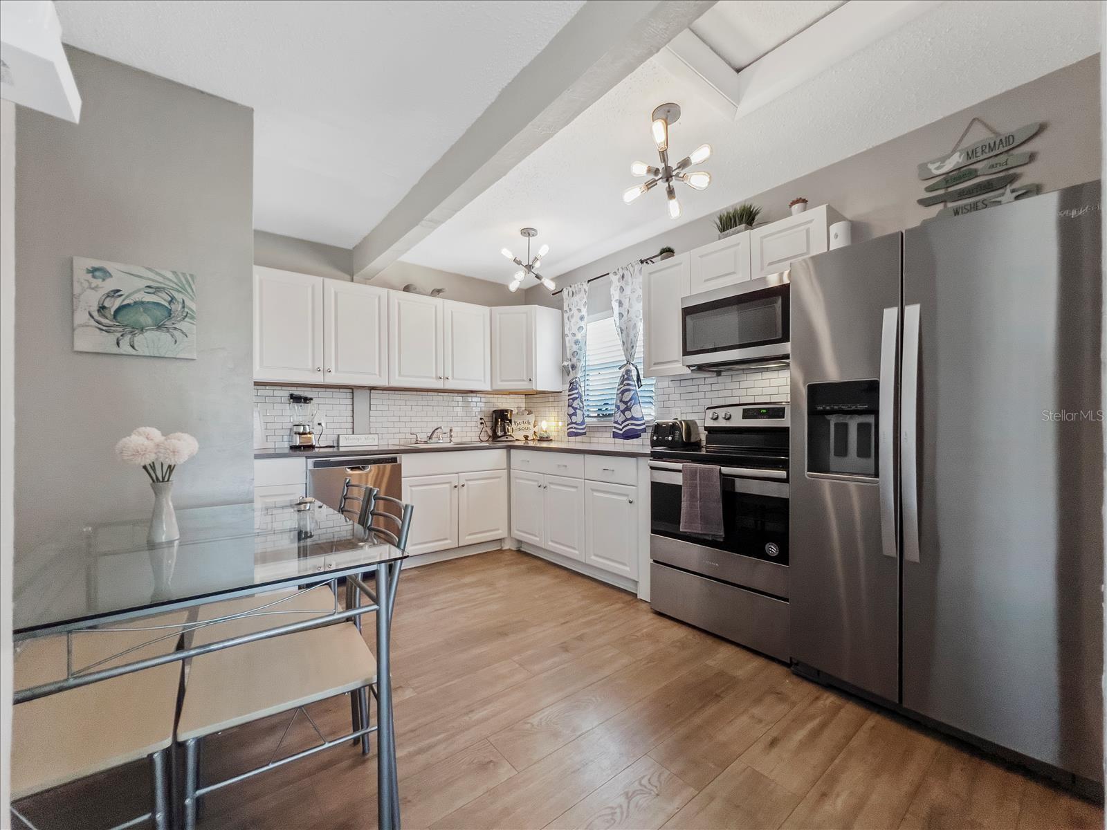 Image 5 of 35 For 3801 1st Avenue S