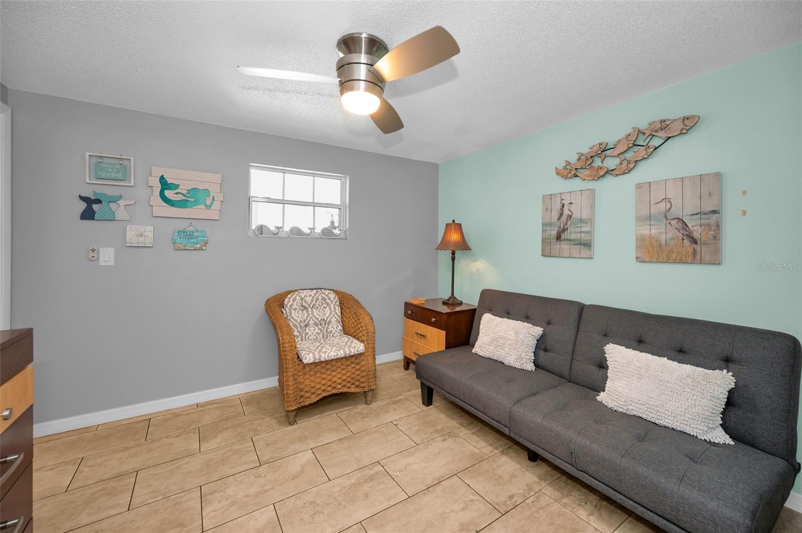 Image 30 of 67 For 1000 Crane Court