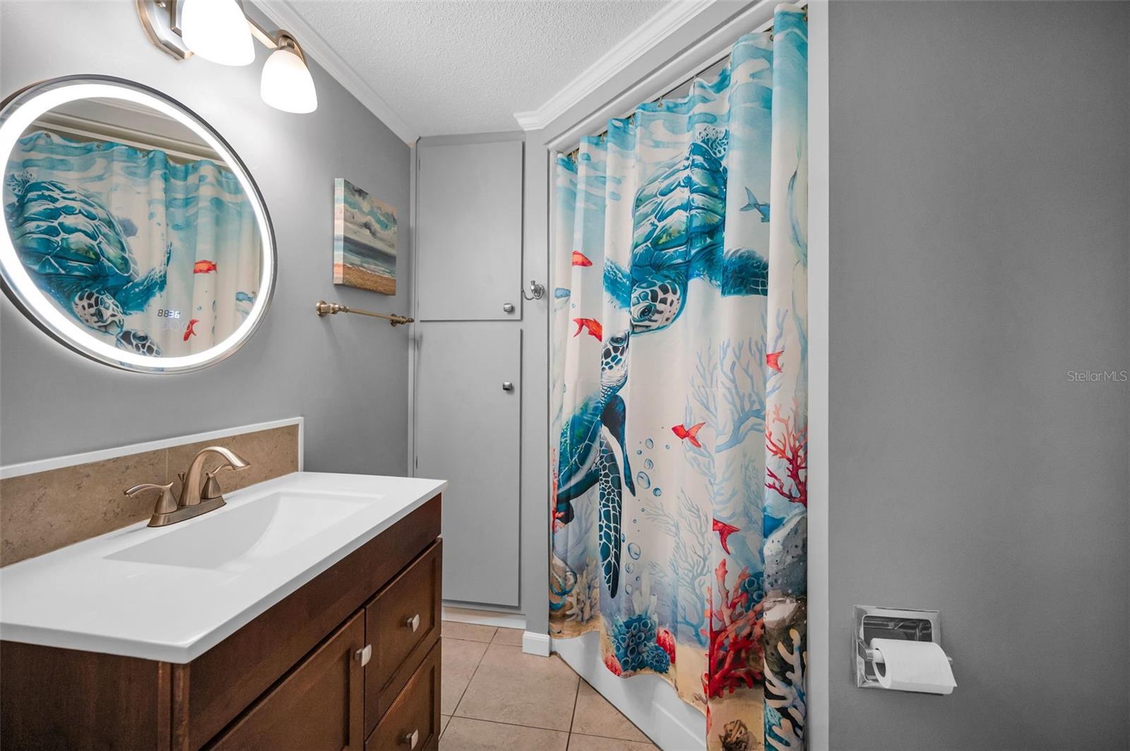 Image 31 of 67 For 1000 Crane Court