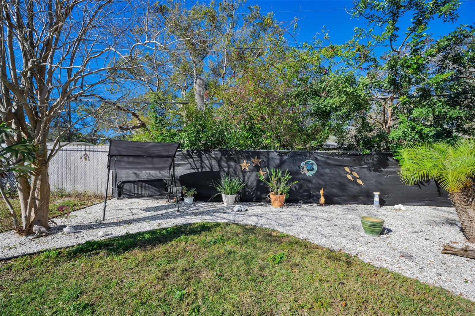 Image 44 of 67 For 1000 Crane Court