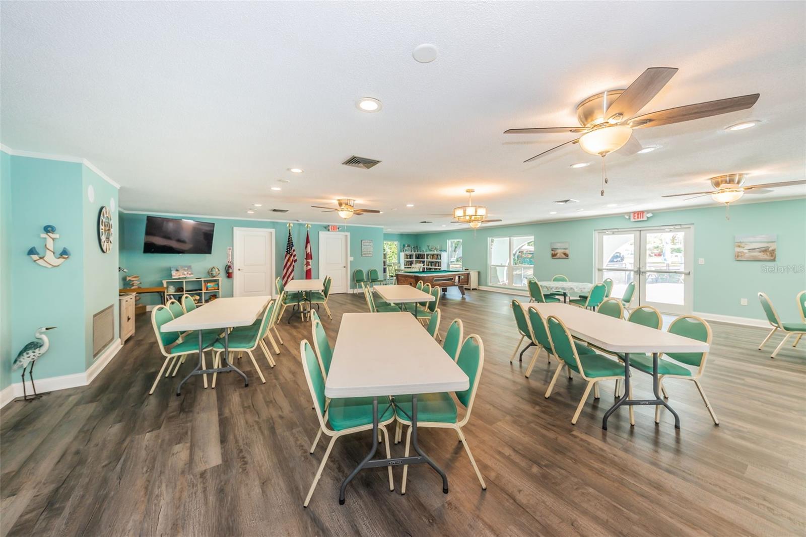 Image 61 of 67 For 1000 Crane Court