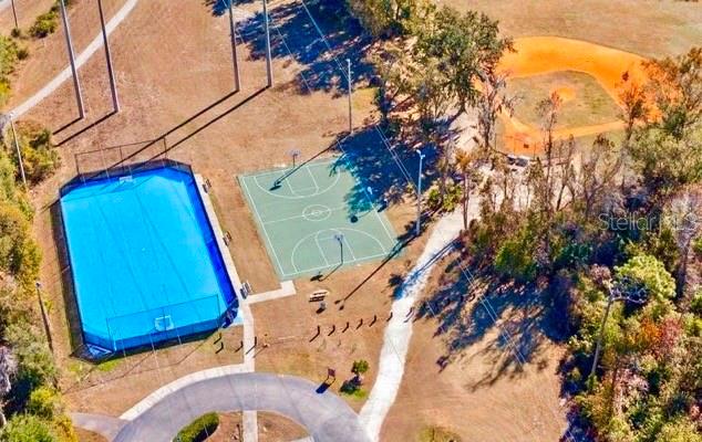 Image 35 of 43 For 5825 Hawkwood Court