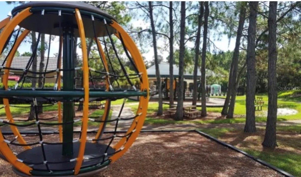 Image 38 of 43 For 5825 Hawkwood Court