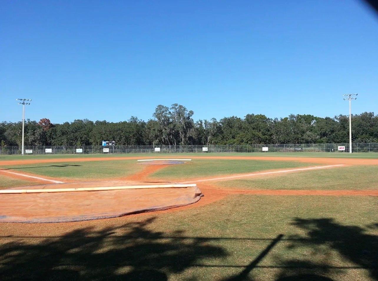 Image 40 of 43 For 5825 Hawkwood Court