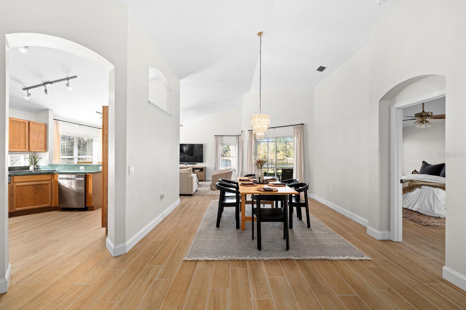 Image 8 of 43 For 5825 Hawkwood Court