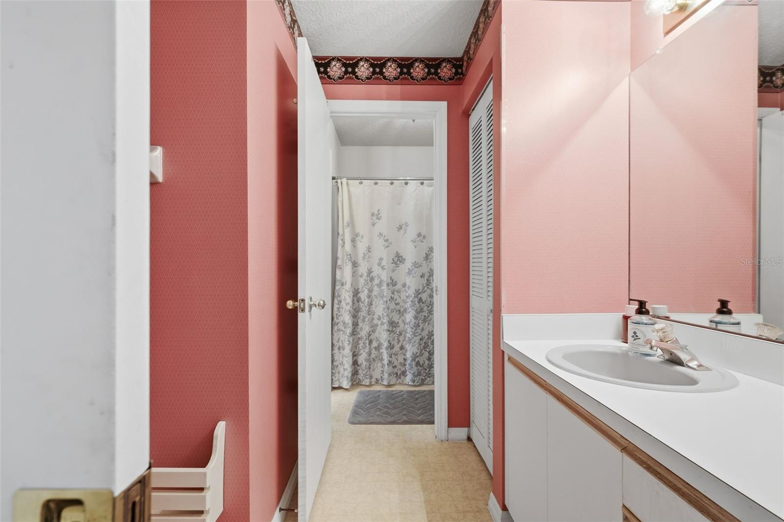 Image 19 of 56 For 6411 93rd Terrace N 4903