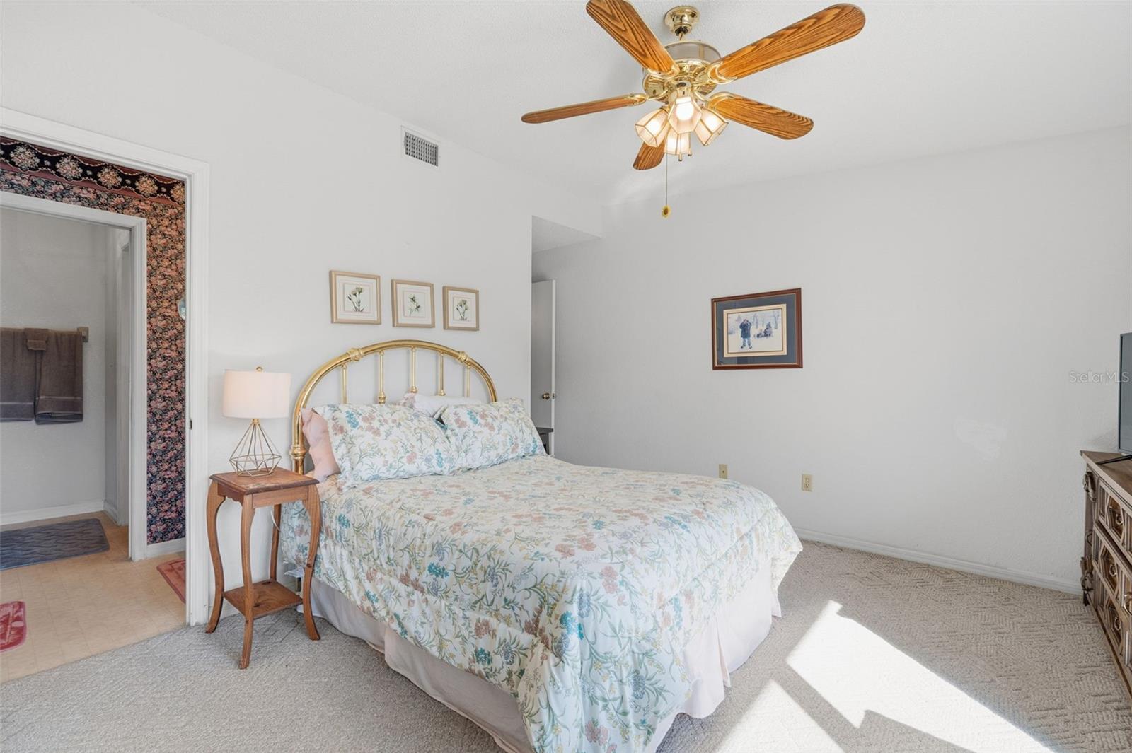 Image 22 of 56 For 6411 93rd Terrace N 4903