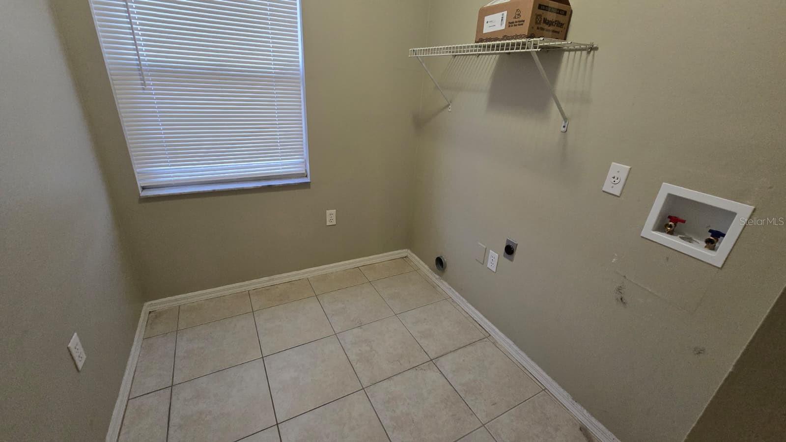 Image 8 of 15 For 1334 Scattered Pines Place