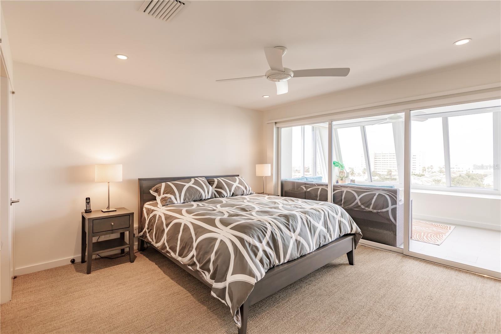 Image 15 of 32 For 1200 Peppertree Lane 402