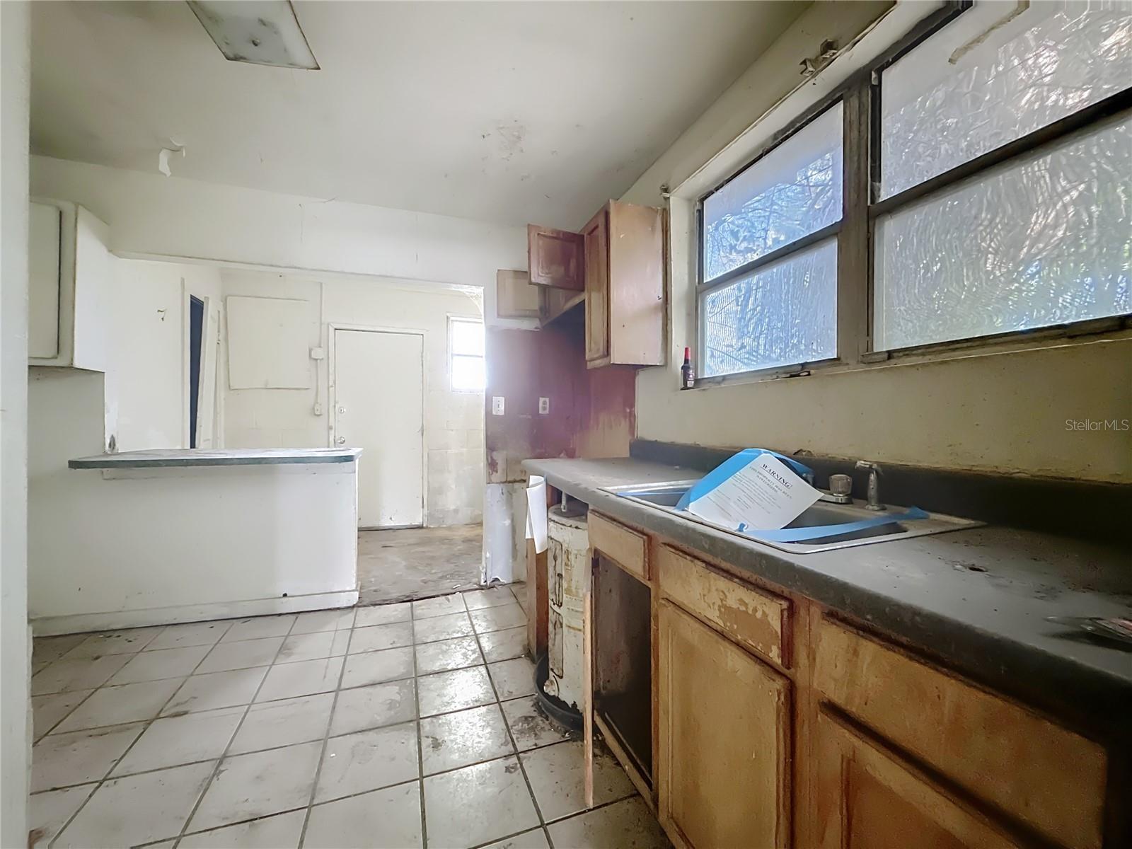 Image 16 of 30 For 1227 3rd Street