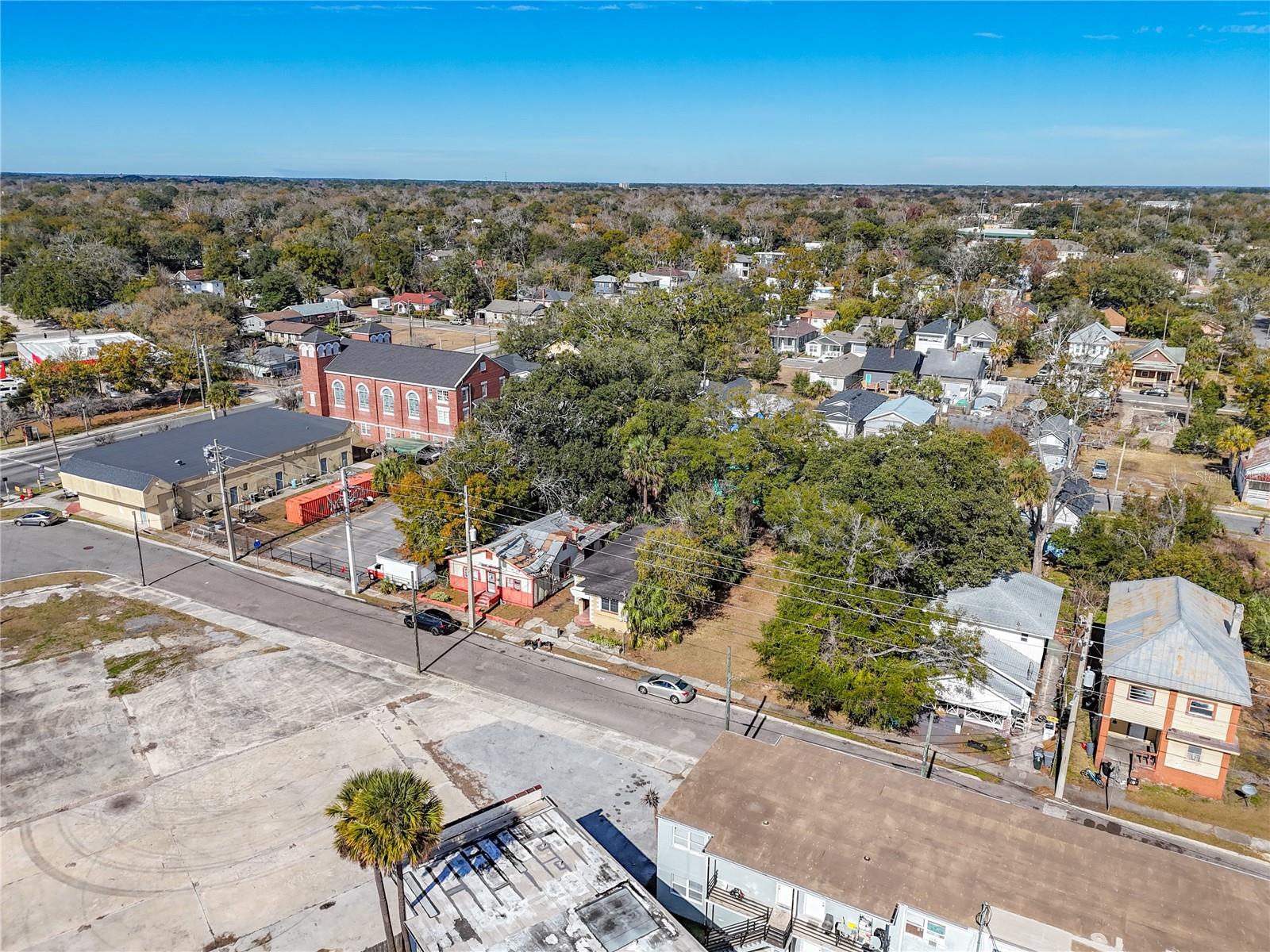 Image 6 of 30 For 1227 3rd Street