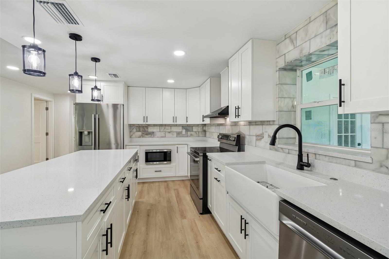 Image 10 of 39 For 224 Timberlane Drive