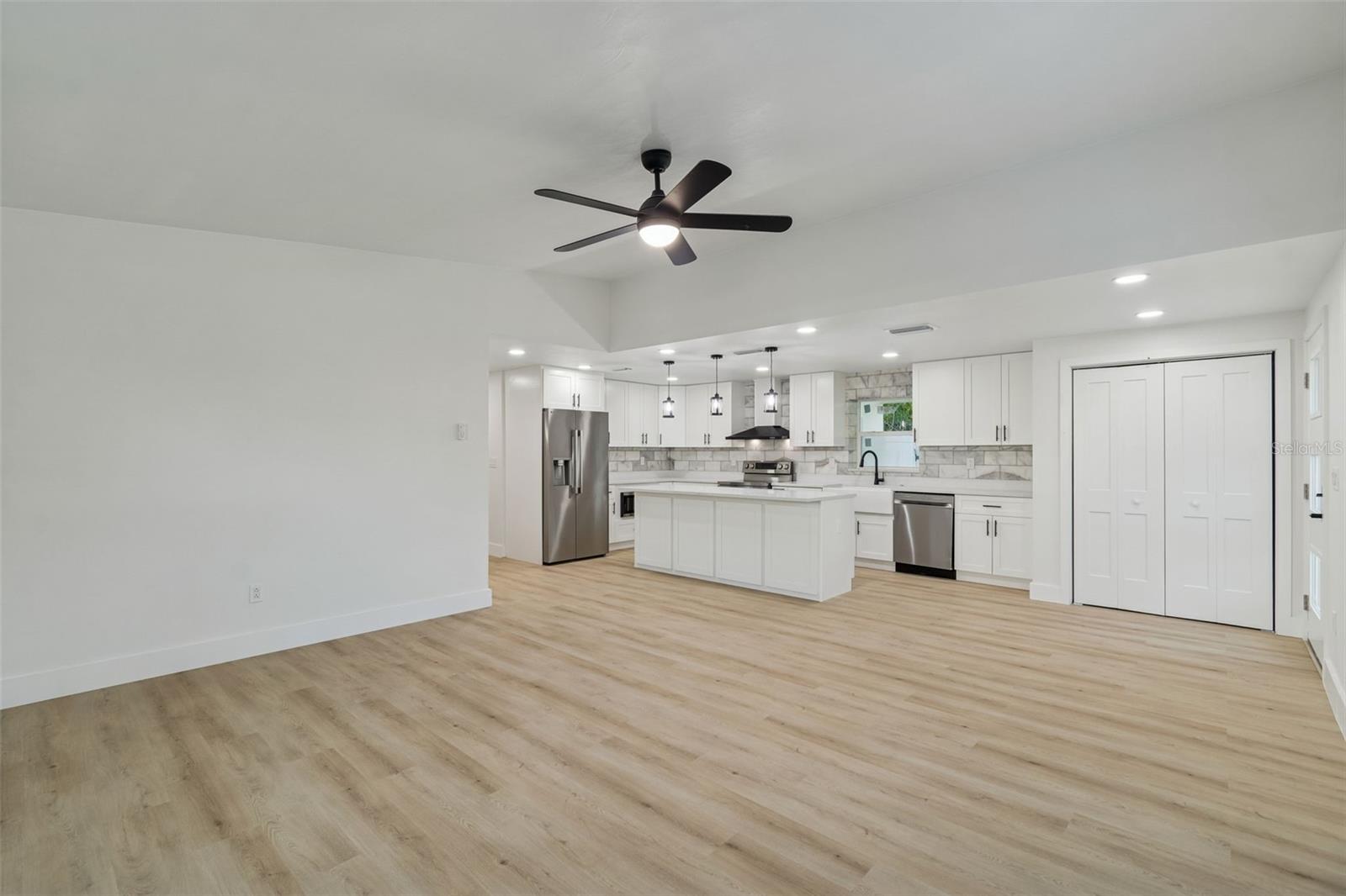 Image 14 of 39 For 224 Timberlane Drive