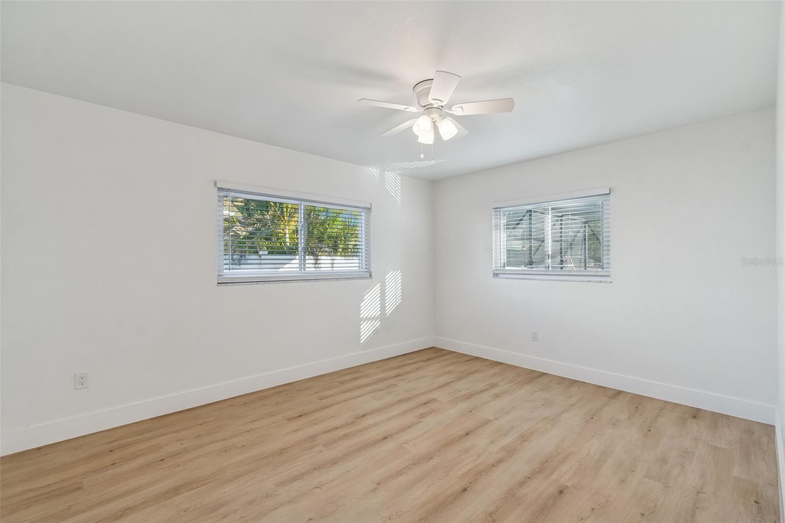 Image 17 of 39 For 224 Timberlane Drive