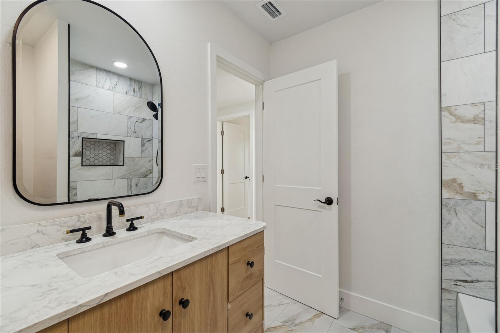 Image 20 of 39 For 224 Timberlane Drive