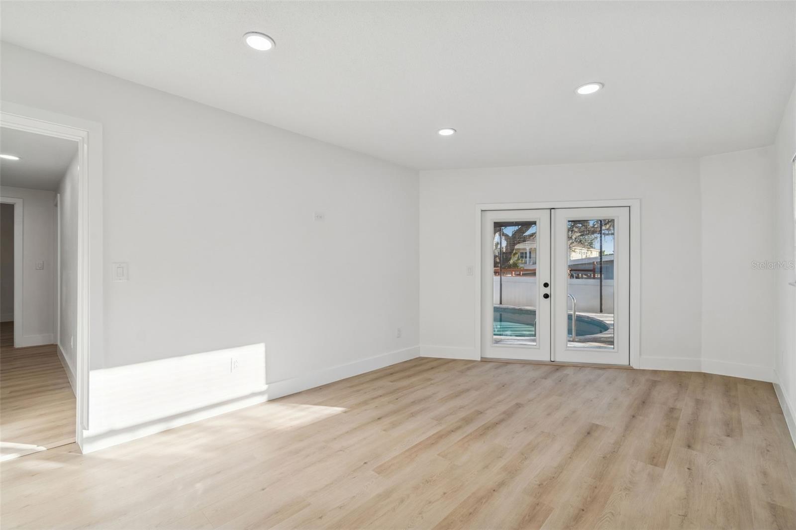 Image 23 of 39 For 224 Timberlane Drive