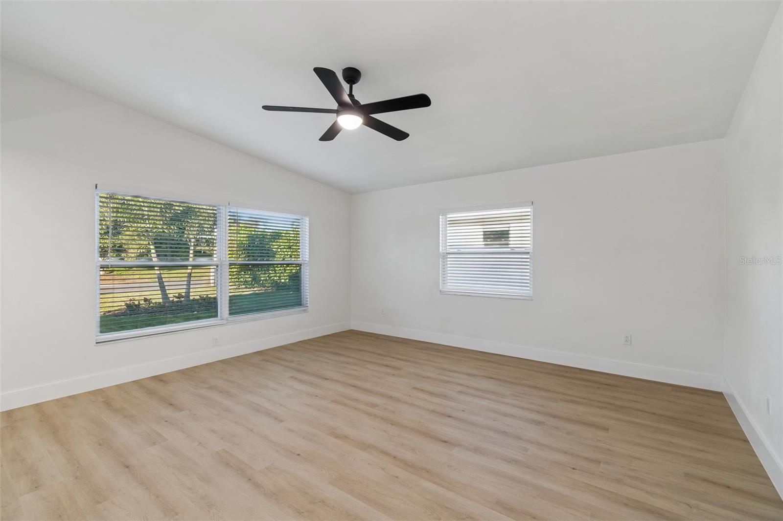 Image 24 of 39 For 224 Timberlane Drive