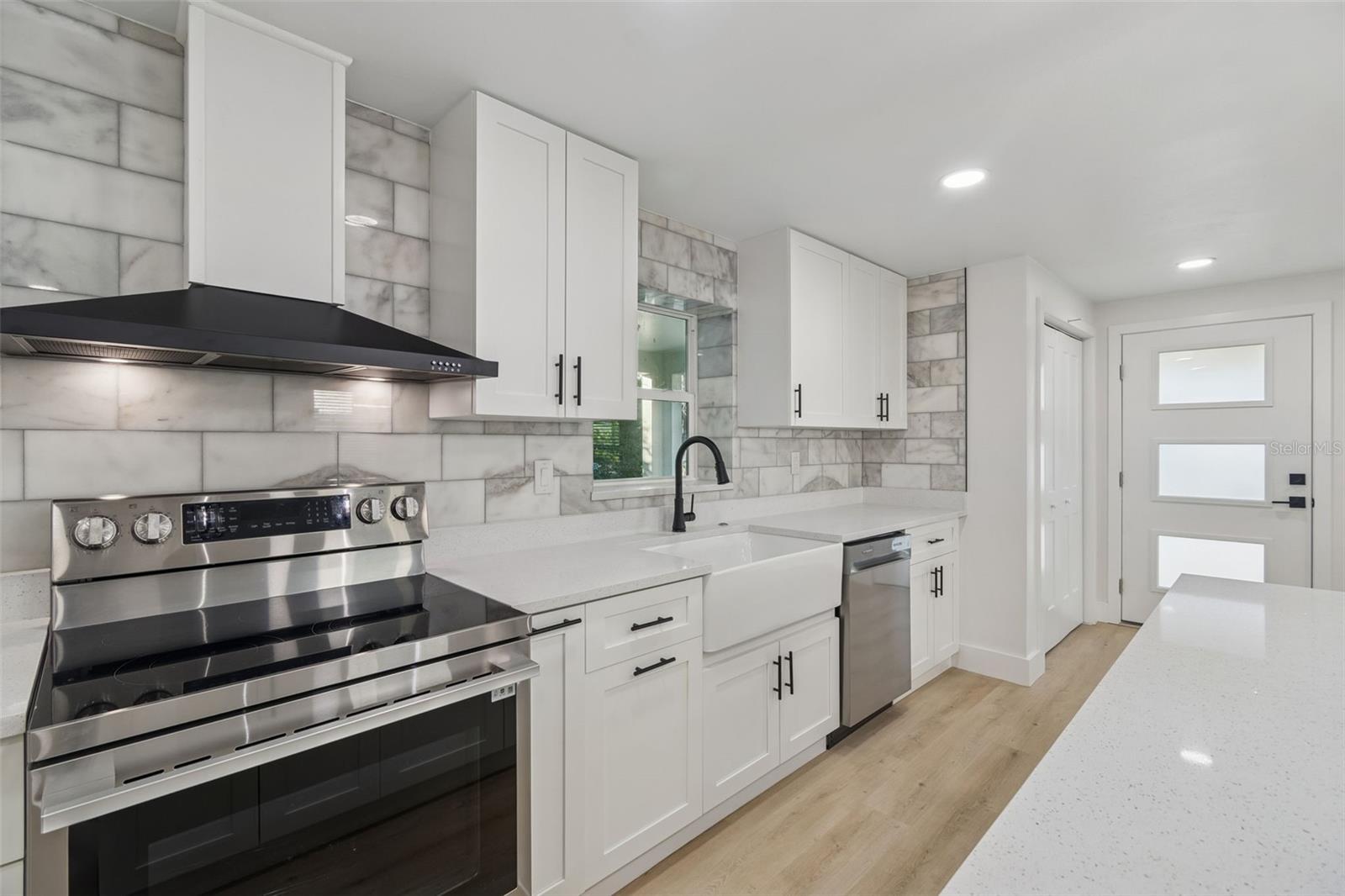 Image 9 of 39 For 224 Timberlane Drive