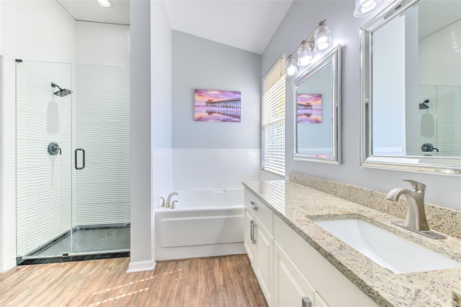 Listing photo id 13 for 10909 Holly Cone Drive