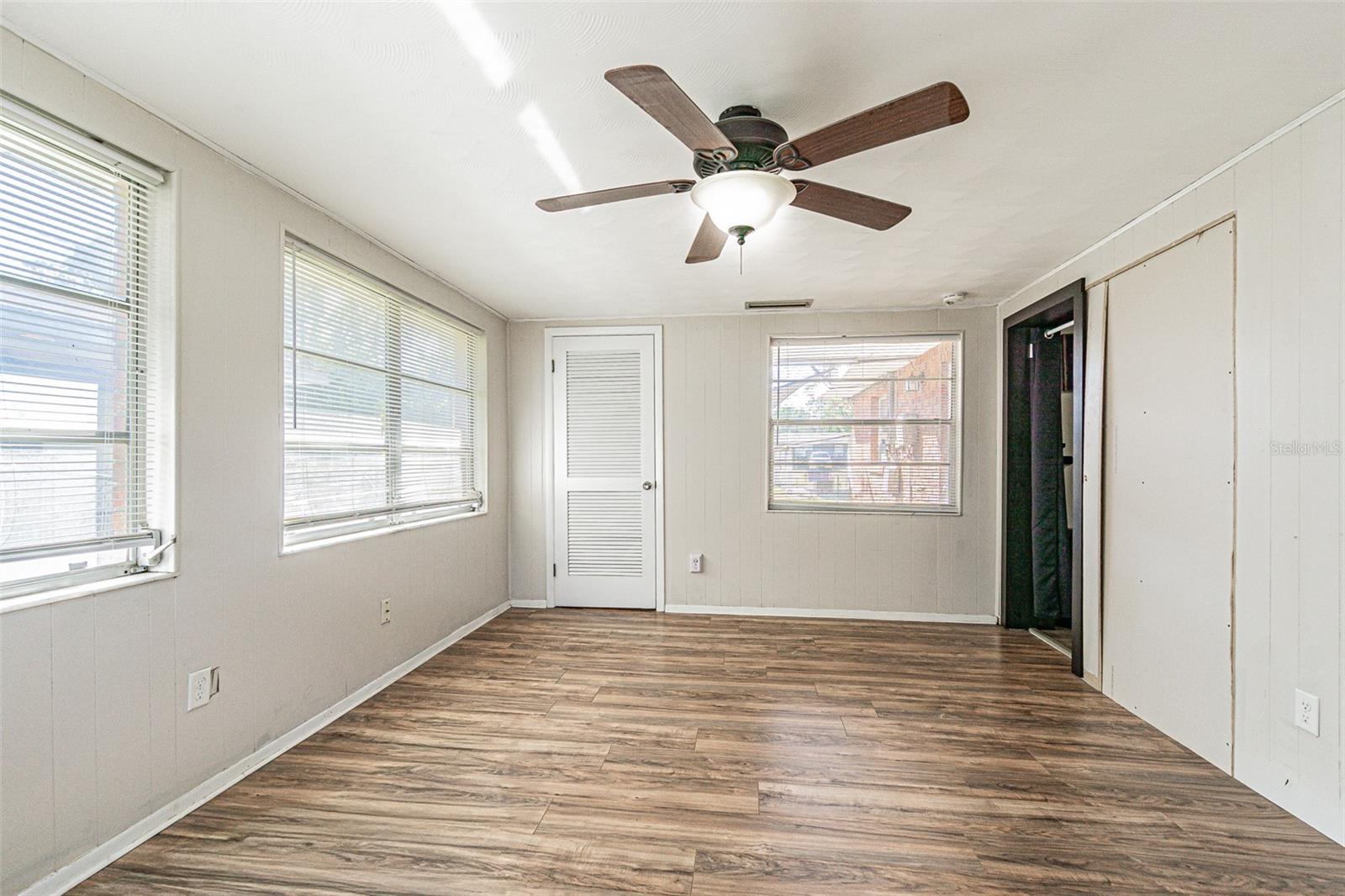 Image 9 of 31 For 5511 10th Street