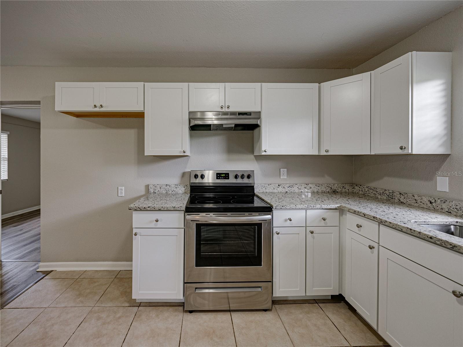 Image 13 of 51 For 5017 Lewellyn Road