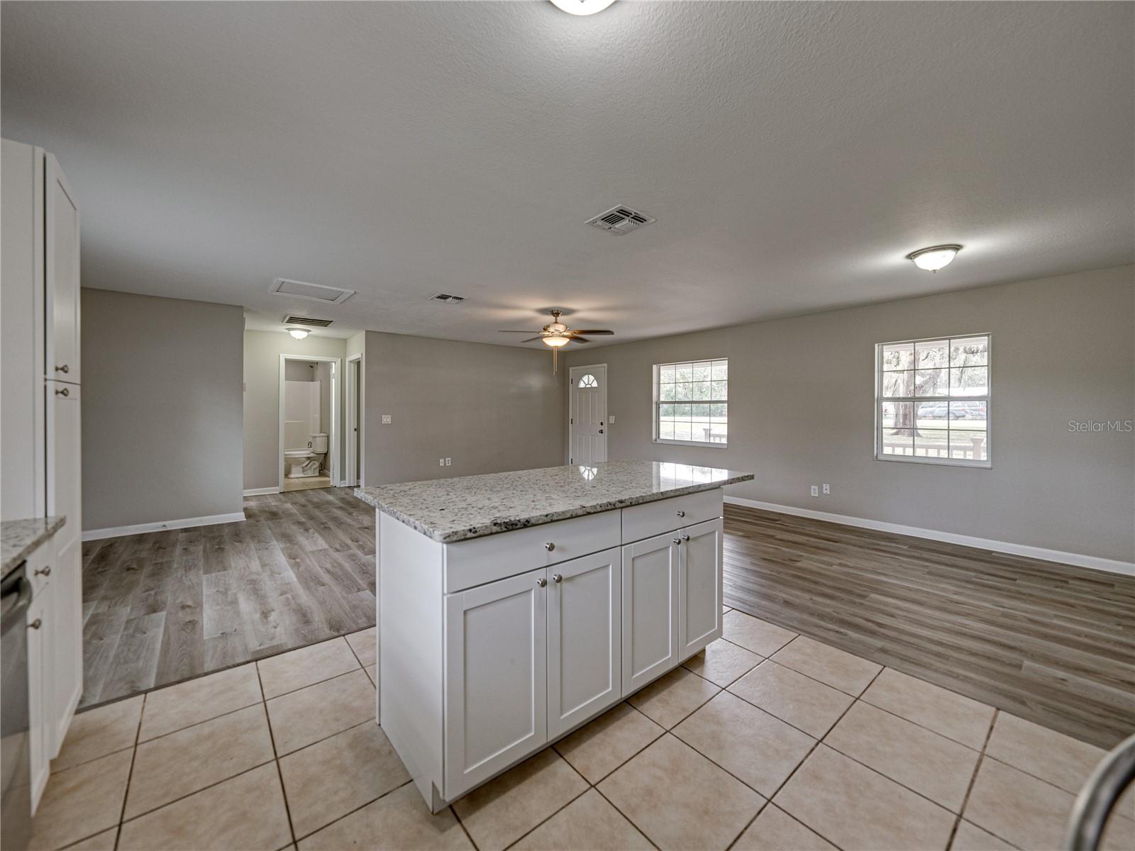 Image 17 of 51 For 5017 Lewellyn Road