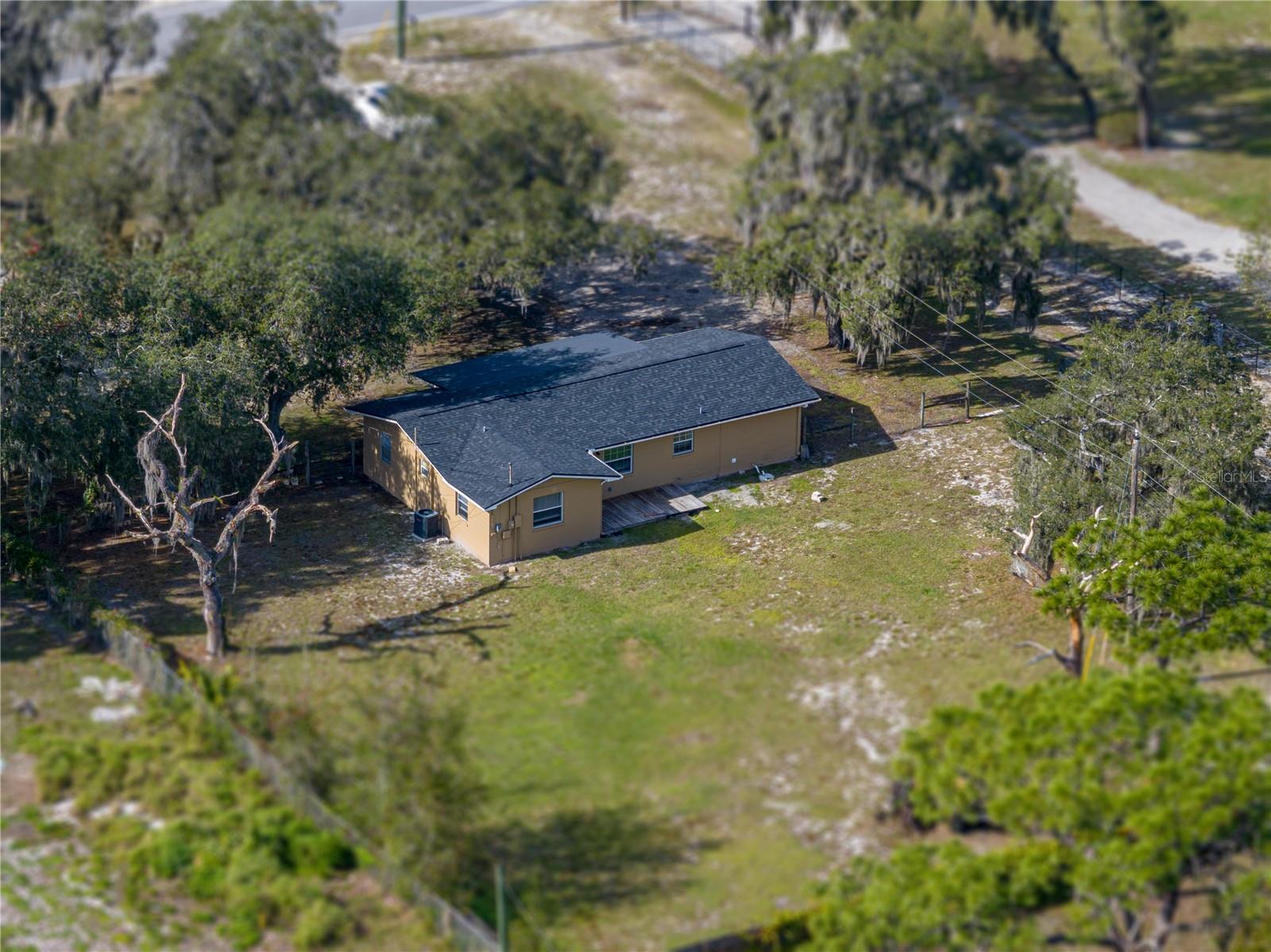 Image 2 of 51 For 5017 Lewellyn Road