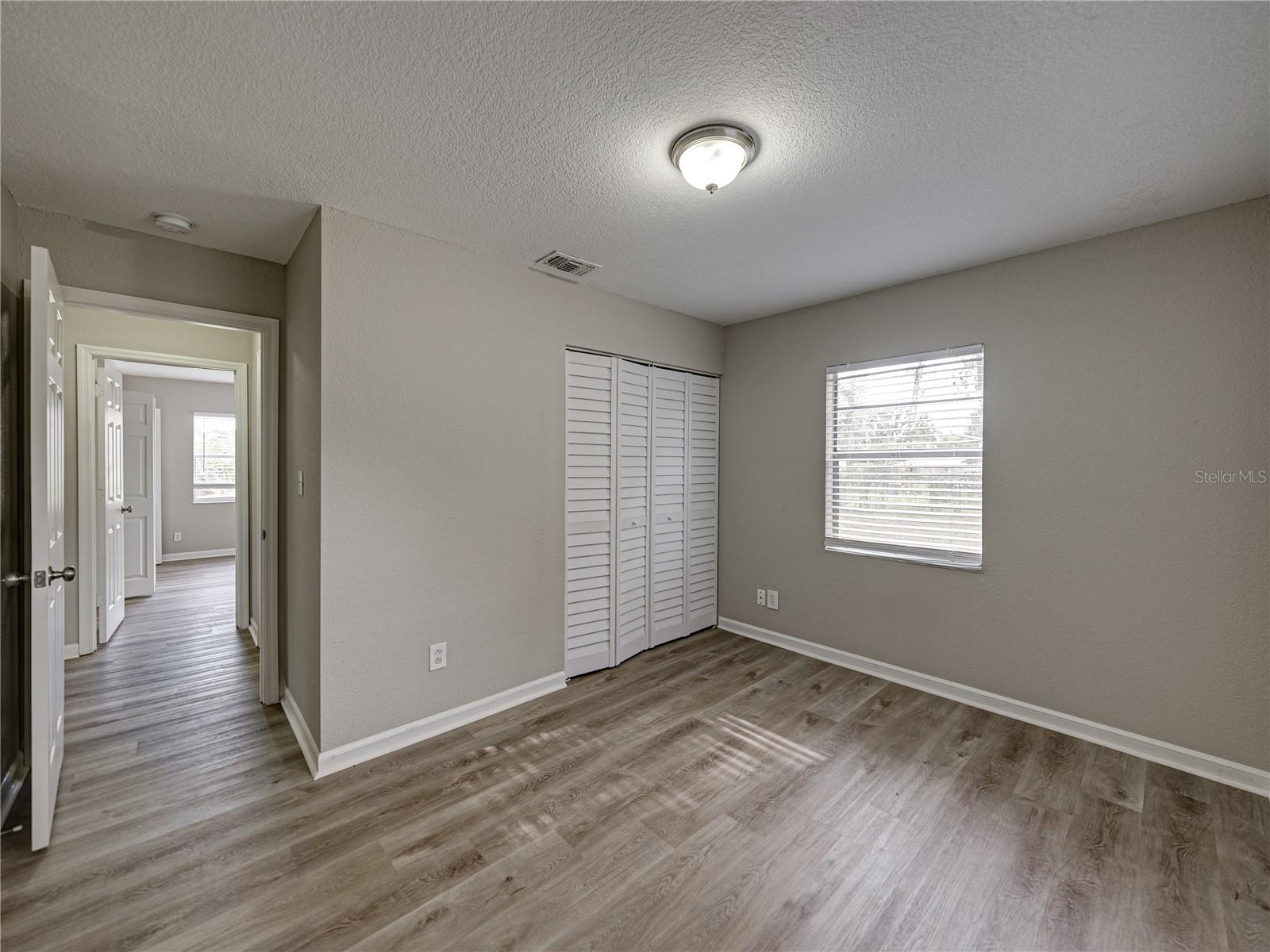 Image 25 of 51 For 5017 Lewellyn Road