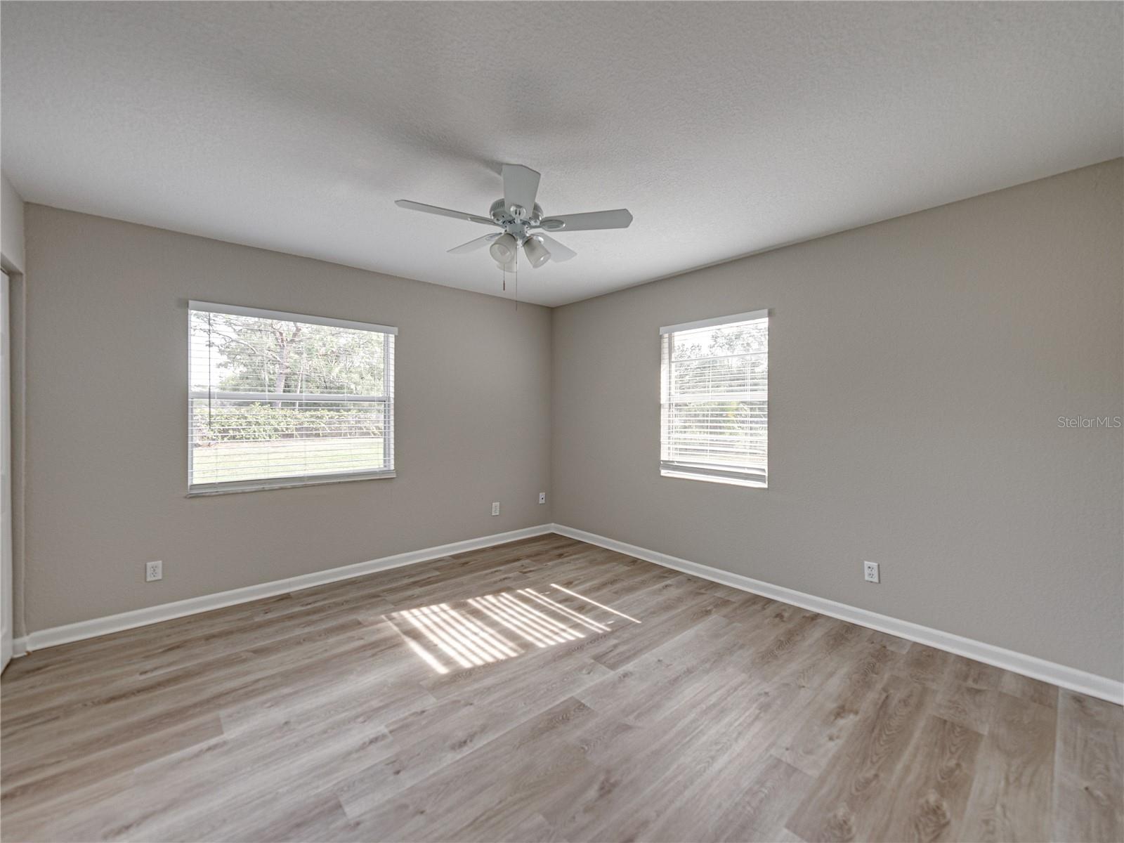 Image 29 of 51 For 5017 Lewellyn Road