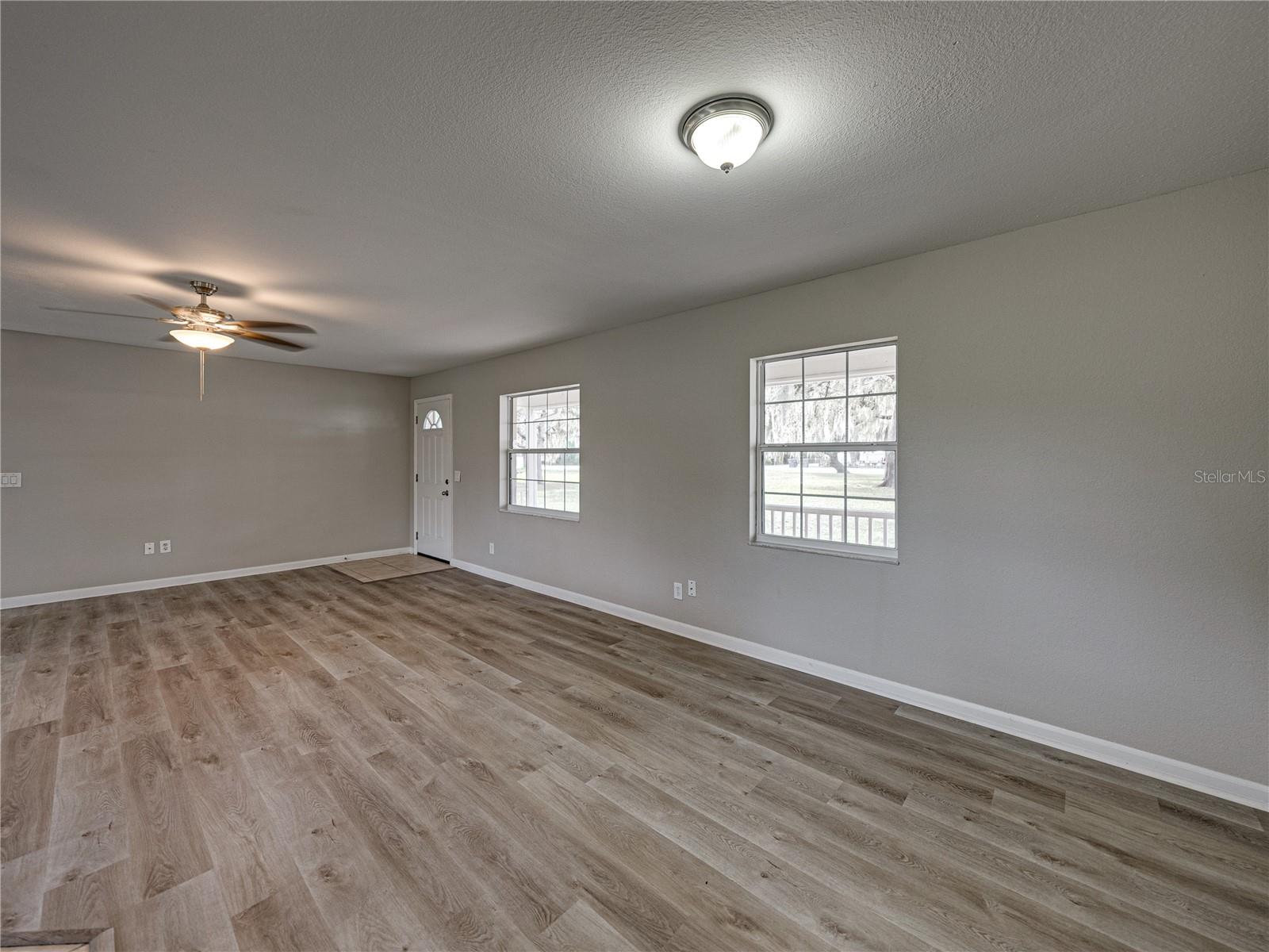 Image 8 of 51 For 5017 Lewellyn Road