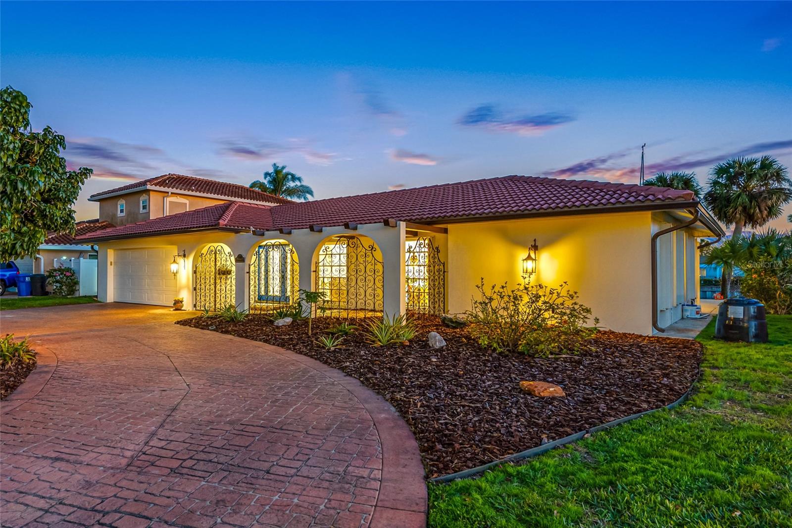 Details for 4372 46th Avenue S, ST PETERSBURG, FL 33711