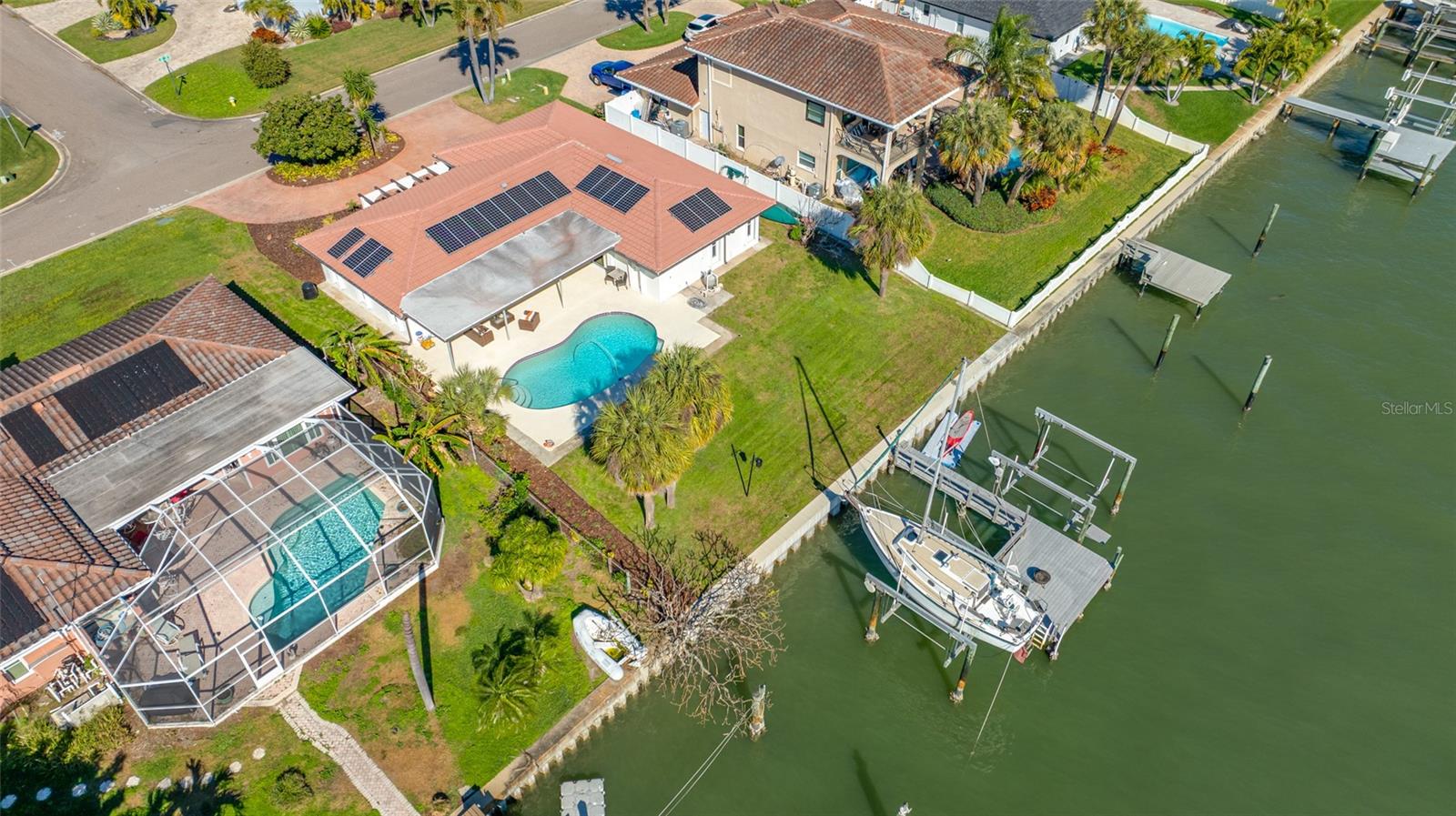 Image 48 of 78 For 4372 46th Avenue S