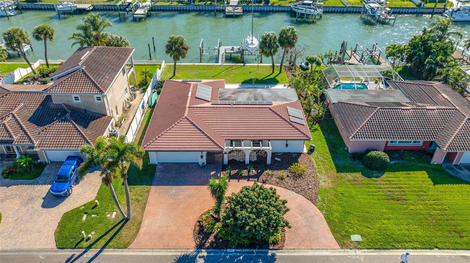 Image 49 of 78 For 4372 46th Avenue S