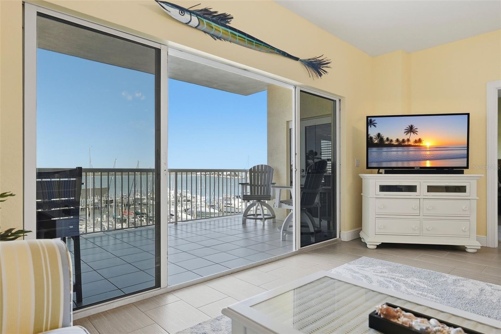 Image 21 of 45 For 425 150th Avenue 2404