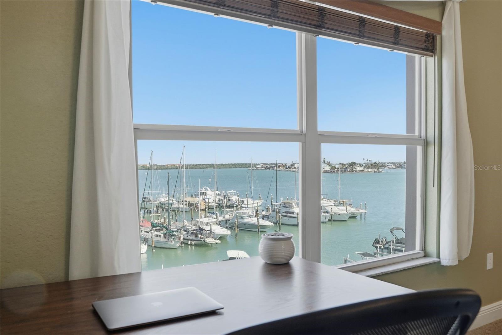 Image 3 of 45 For 425 150th Avenue 2404