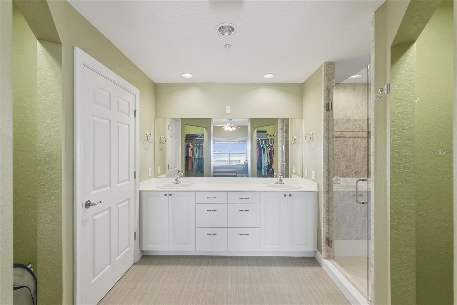 Image 31 of 45 For 425 150th Avenue 2404