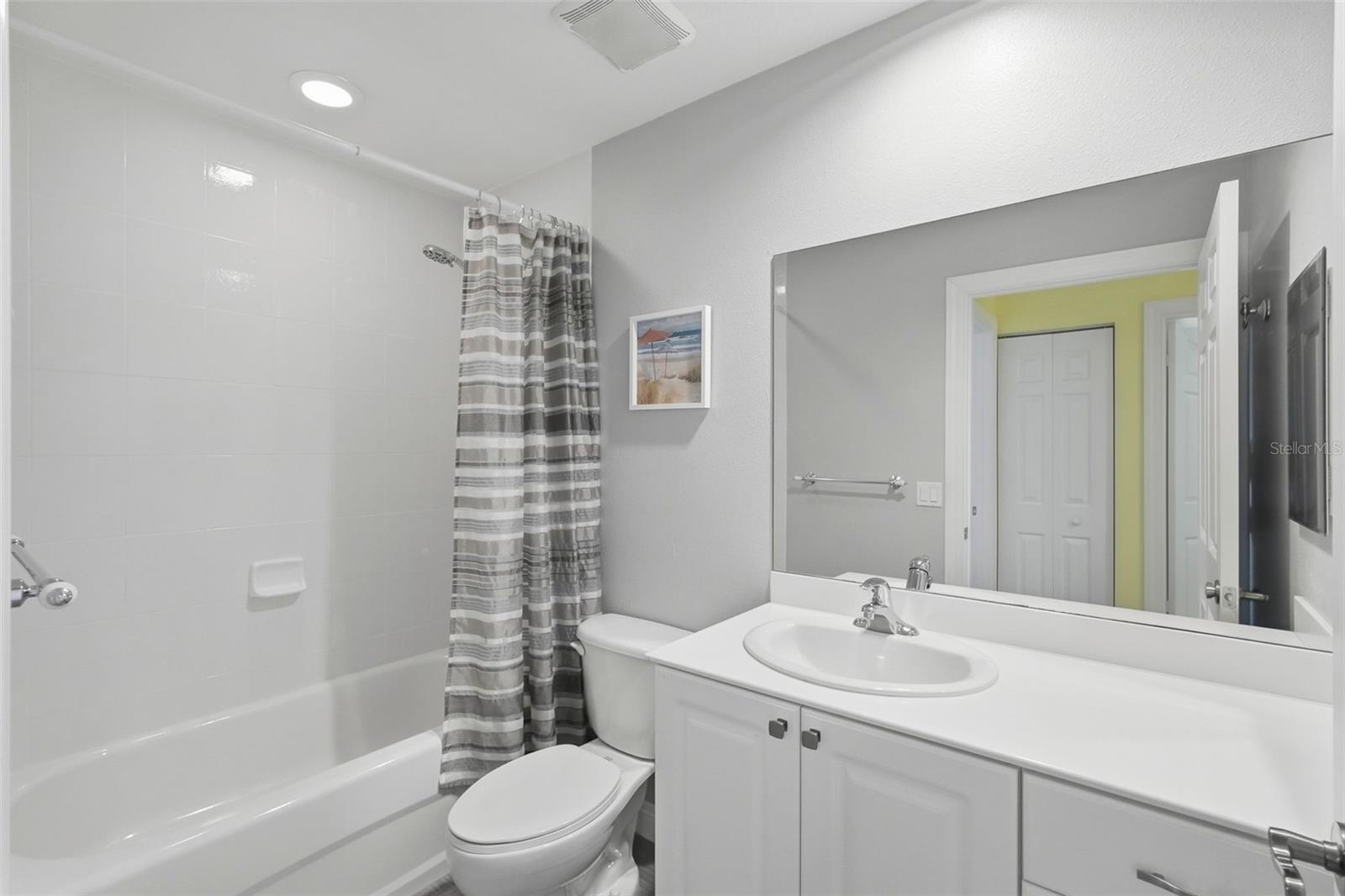 Image 36 of 45 For 425 150th Avenue 2404