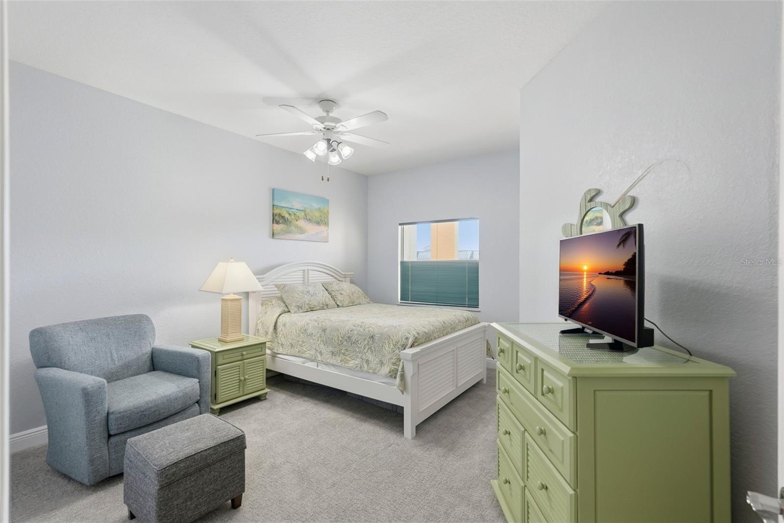 Image 37 of 45 For 425 150th Avenue 2404