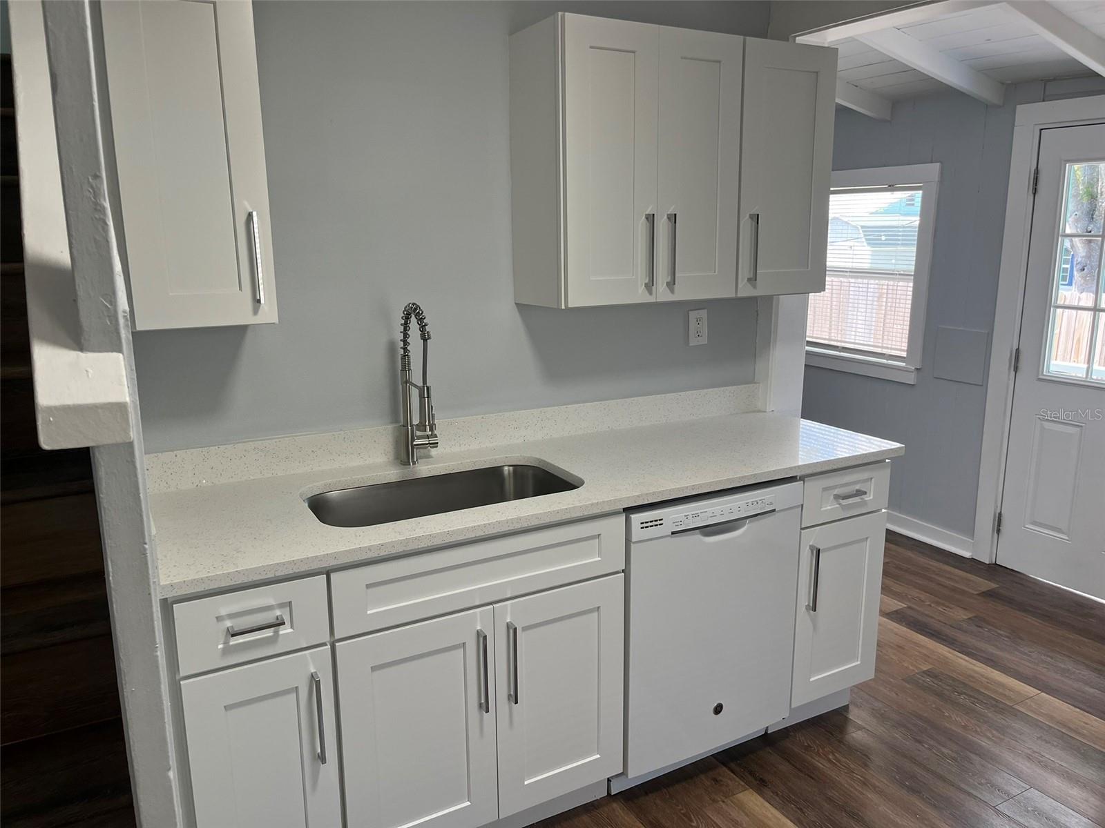 Image 15 of 26 For 2027 36th Avenue N