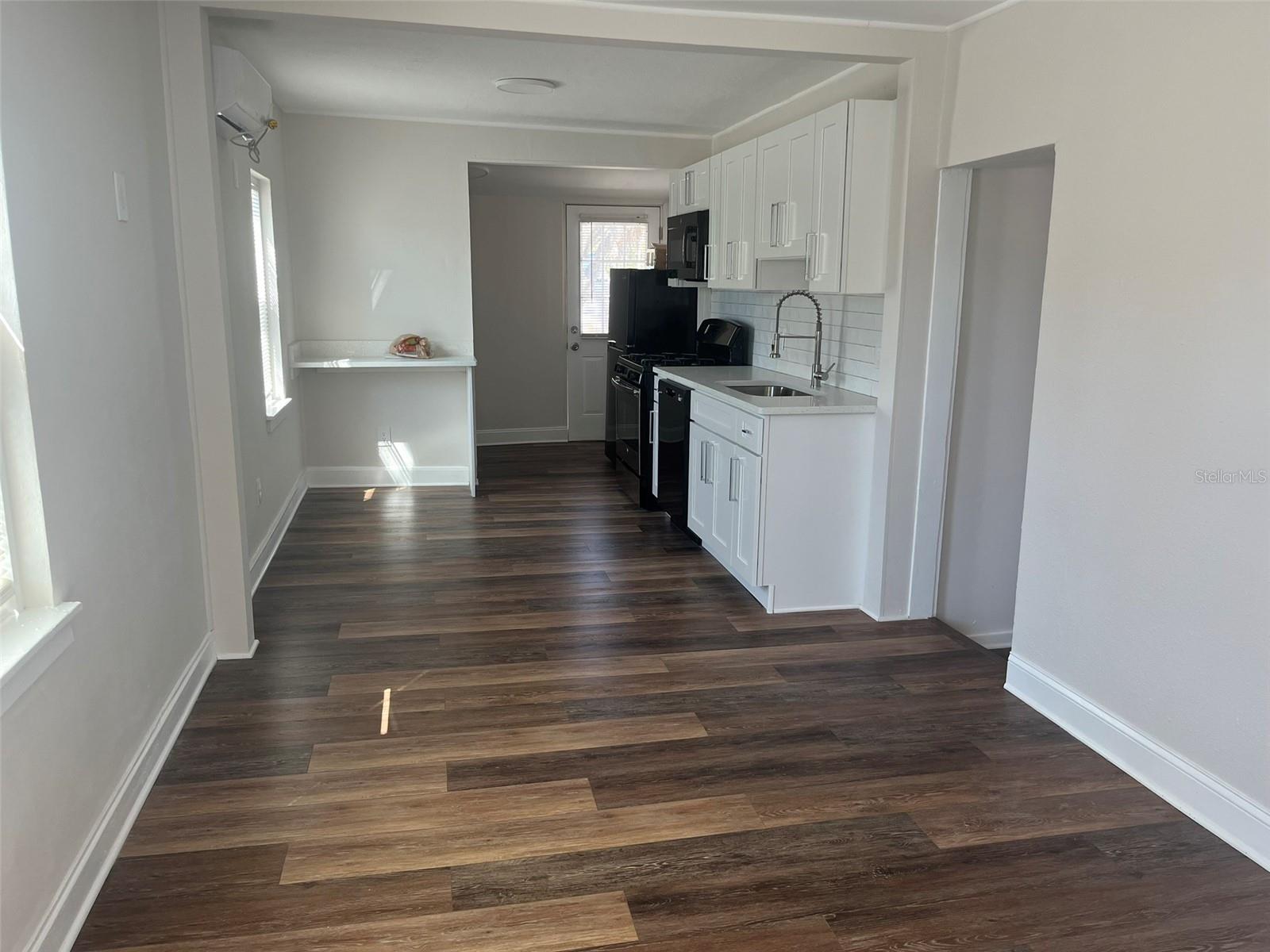 Image 2 of 26 For 2027 36th Avenue N