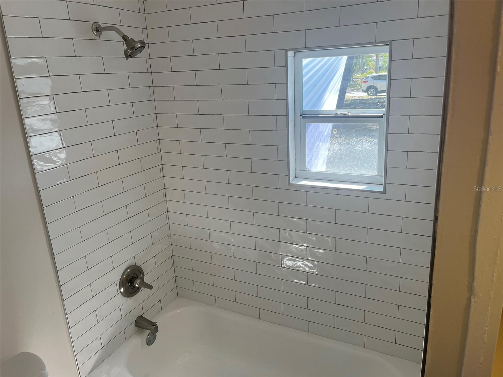 Image 6 of 26 For 2027 36th Avenue N