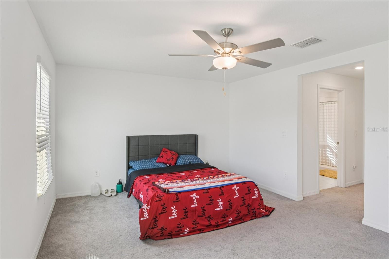 Image 12 of 32 For 6060 Acara Lane