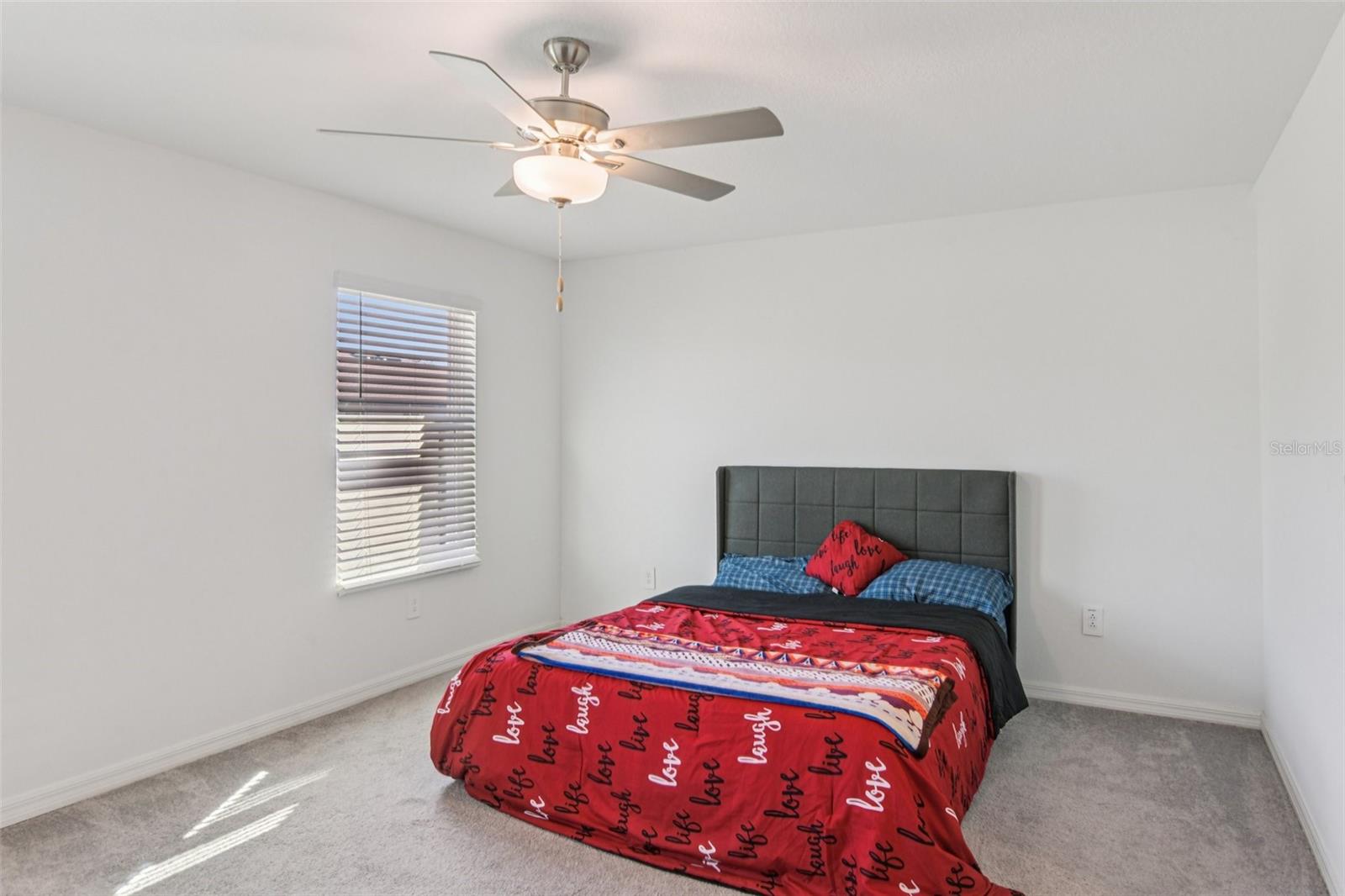 Image 13 of 32 For 6060 Acara Lane